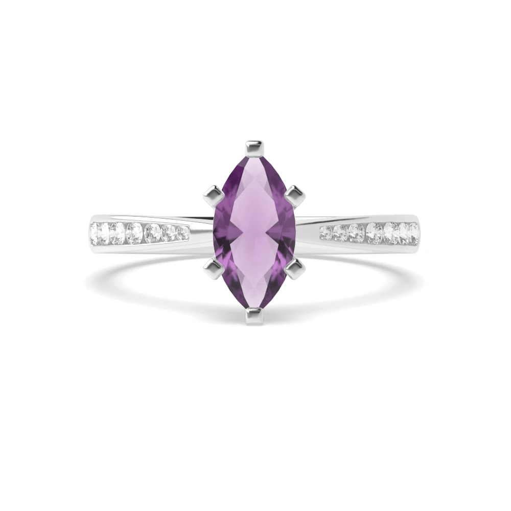 4 Prong Classic tapered shank Engagement Rings