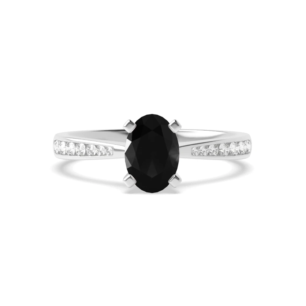 4 Prong Classic tapered shank Engagement Rings