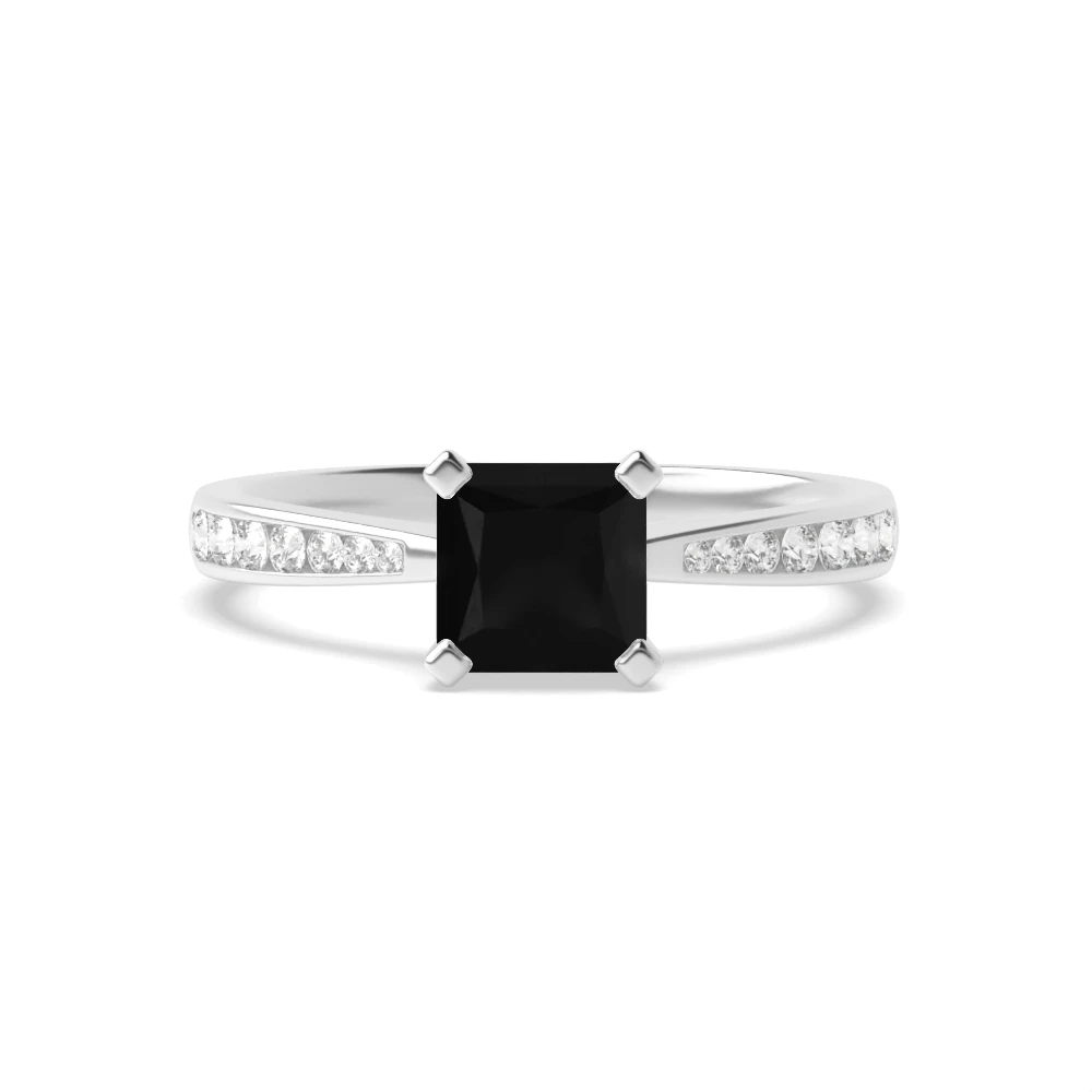 4 Prong Classic tapered shank Engagement Rings