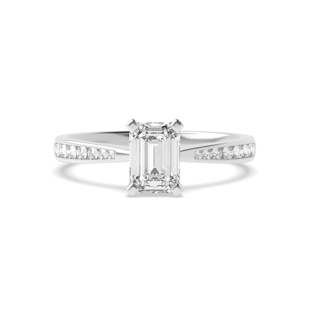 4 Prong Classic tapered shank Engagement Rings