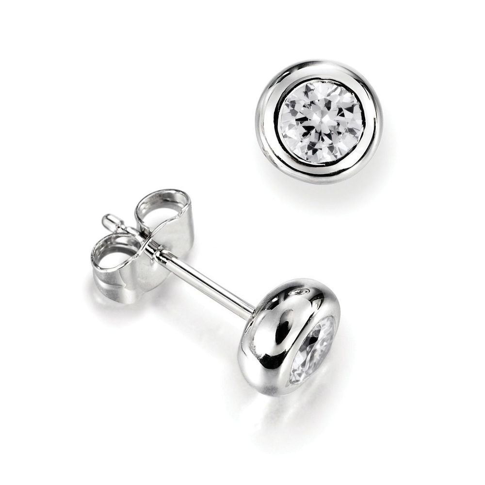 Bezel Set Single Diamond Earring For Men White Gold in Round Shape