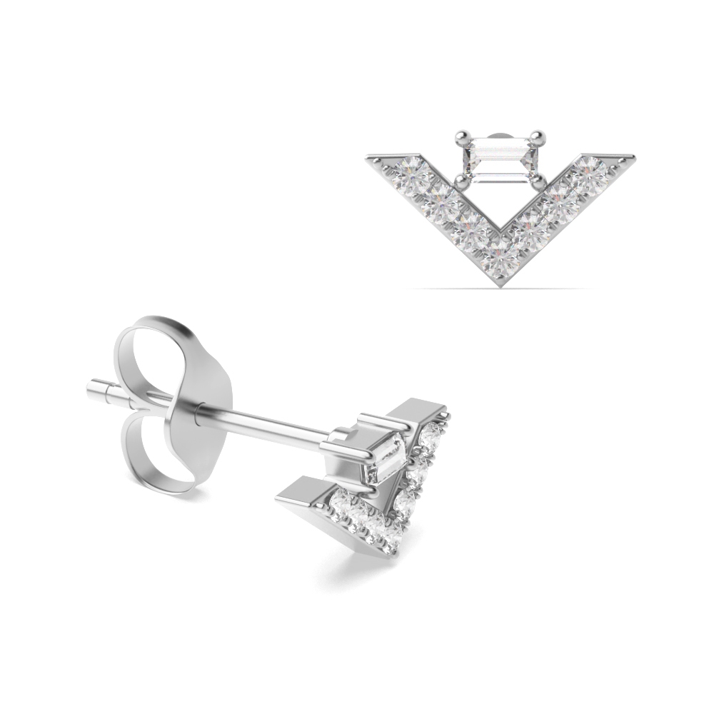 4 Prongs Baguette &amp; V Shape Designer Diamond Stud Earrings (5.50mm X 8.20mm)