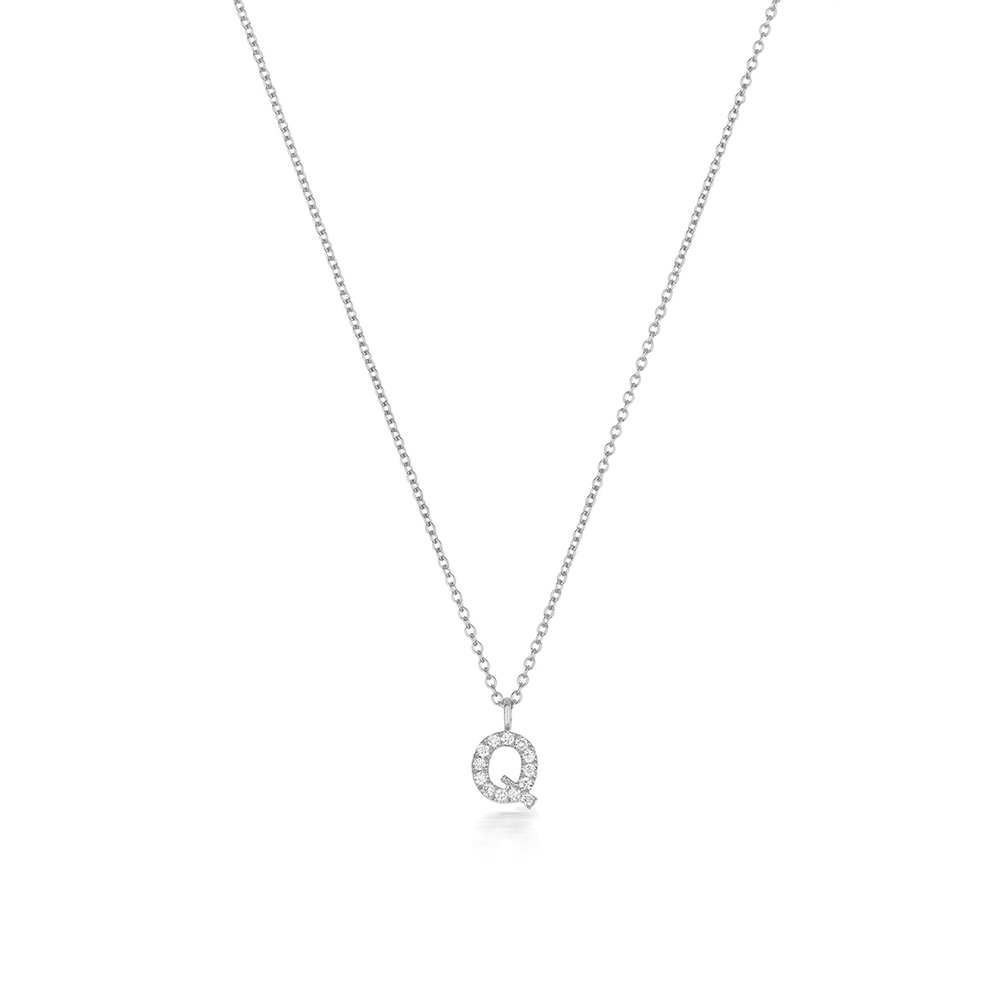 prong setting round shape letter Q initial pendant(7.5 MM X 7.5 MM)