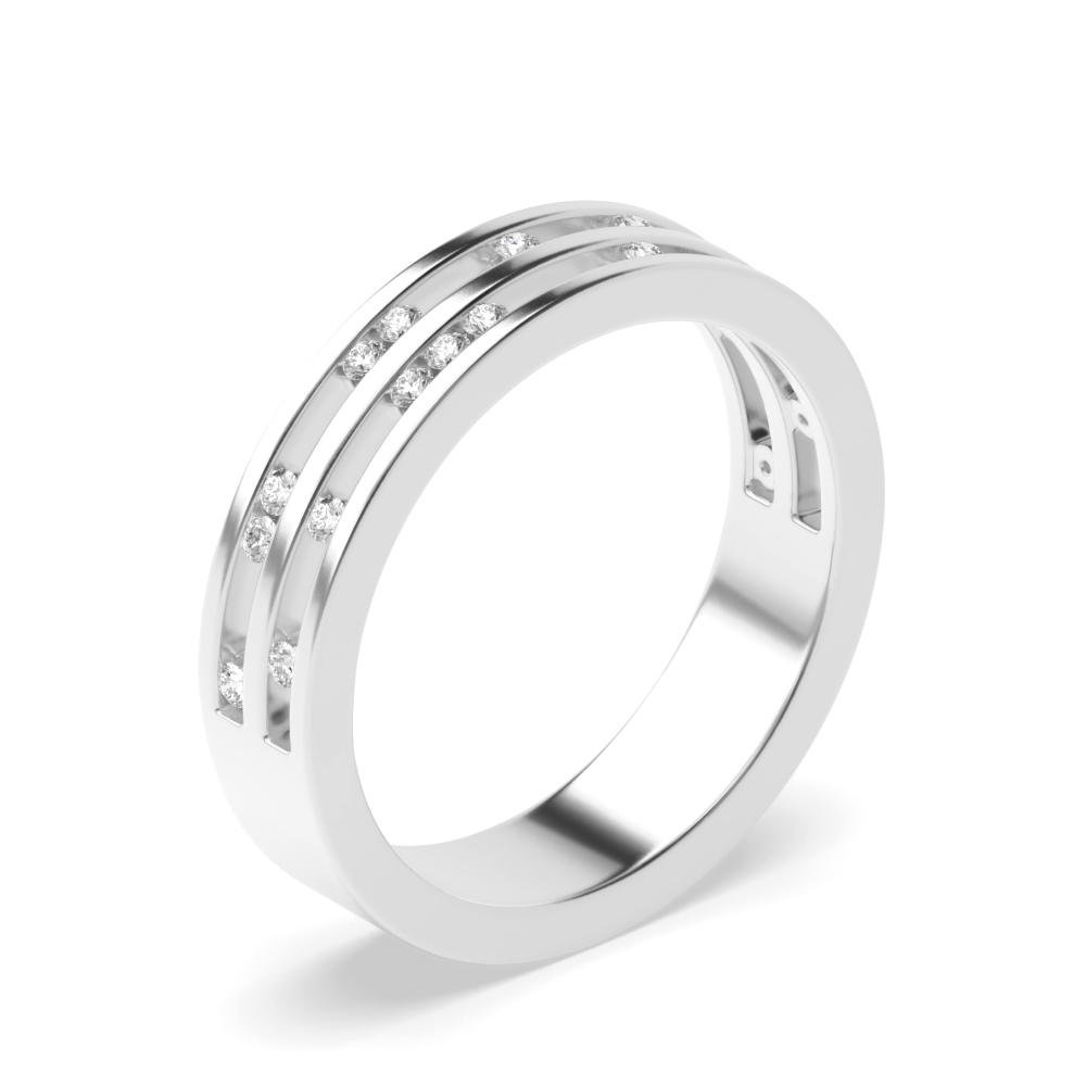 Pave setting round diamond ring