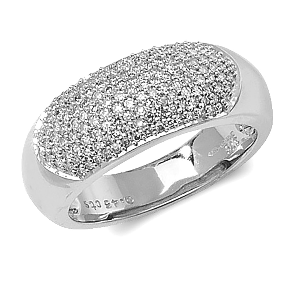 pave setting round diamond ring