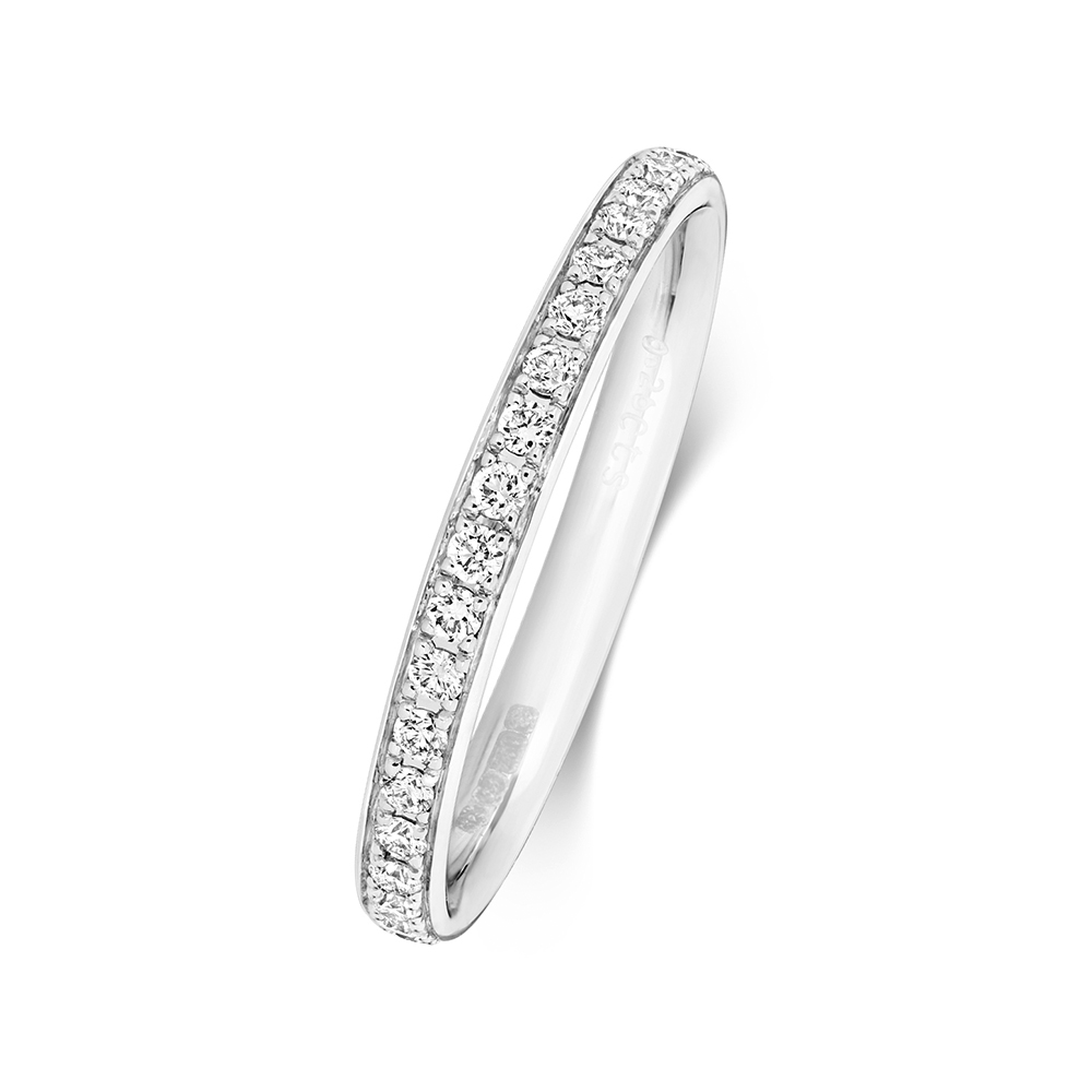 channel setting round shape diamond full eternity ring