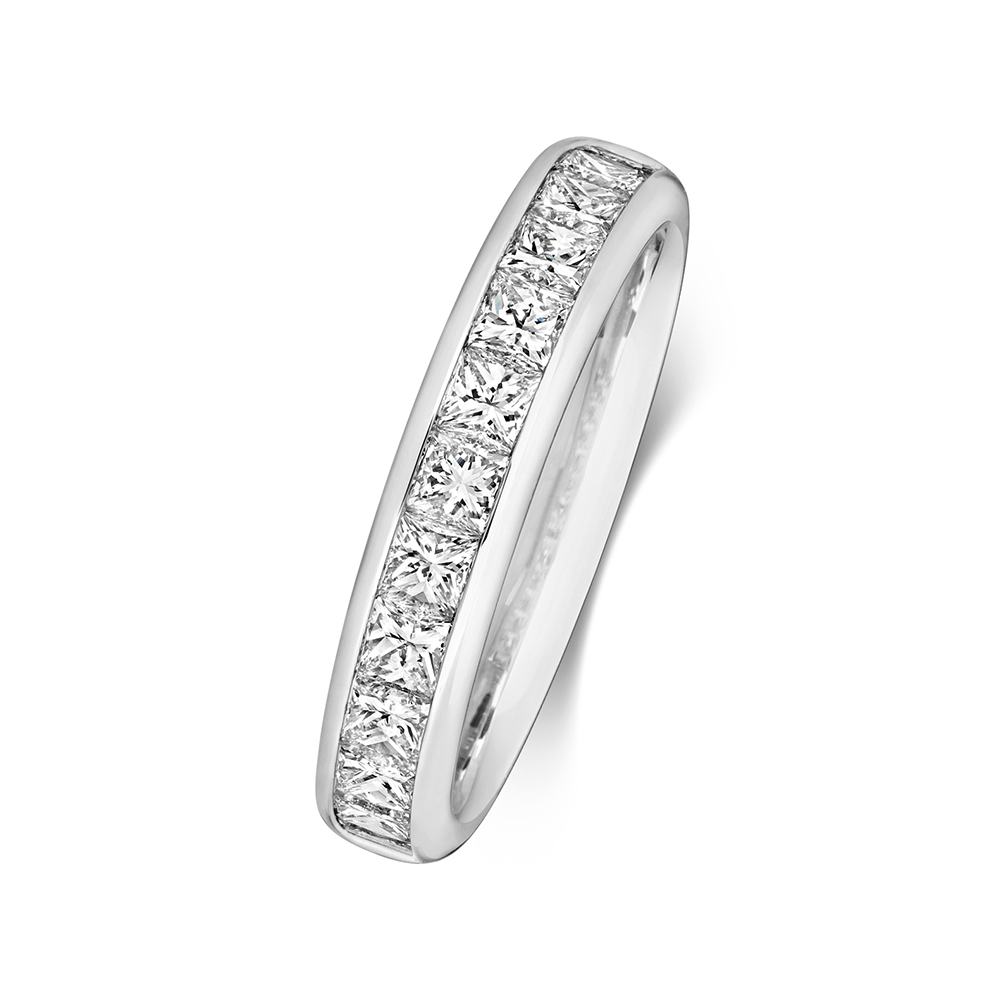 channel setting princess shape Half eternity ring