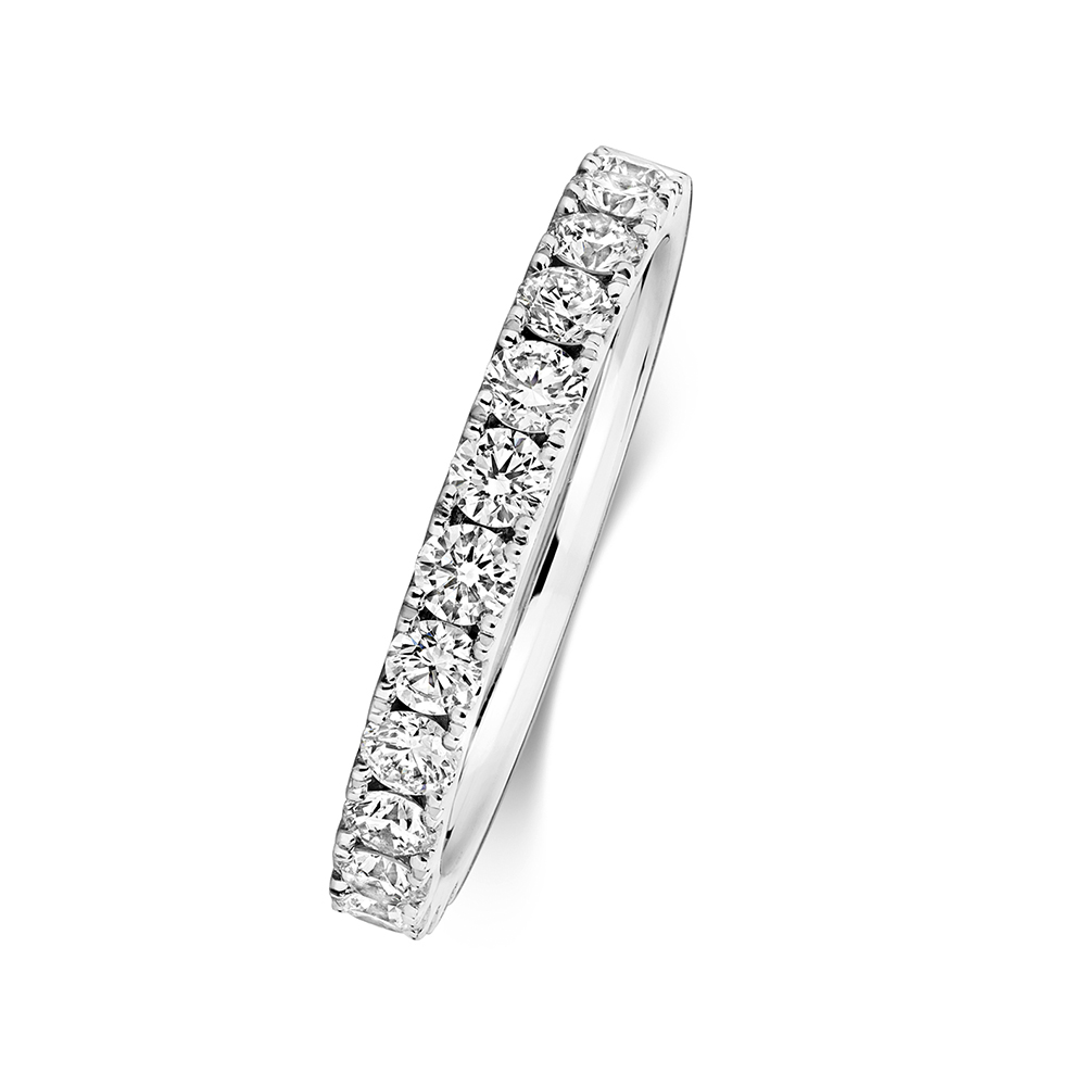 4 prong setting round shape half eternity ring