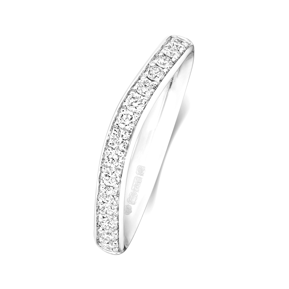pave setting round diamond wave ring