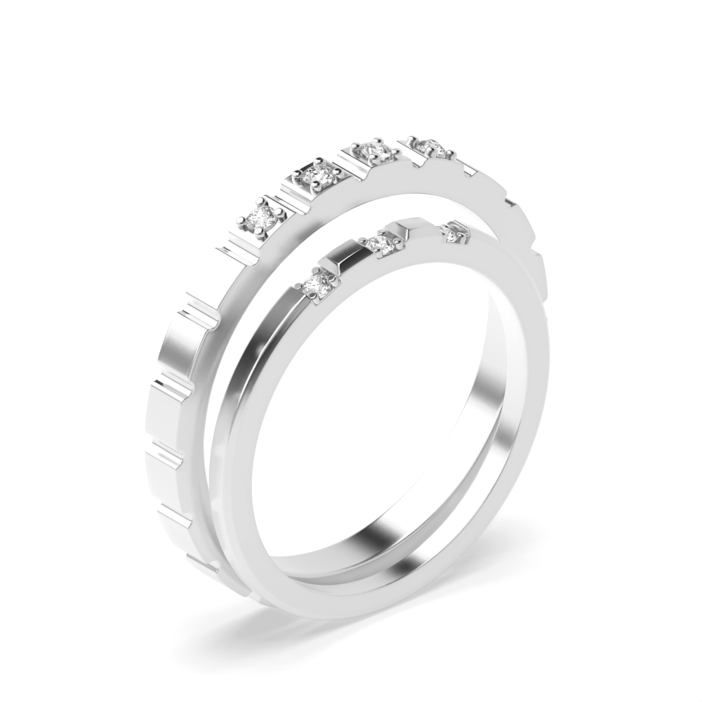 4 prong setting round shape diamond couple band ring